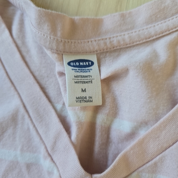 Old Navy Maternity Long Sleeve Size Medium - Picture 8 of 9